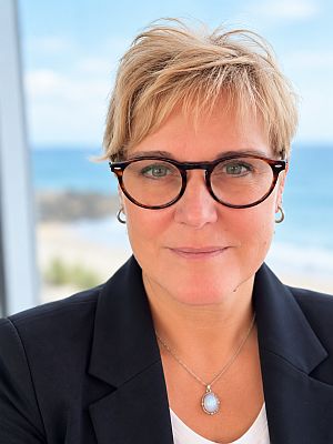 grauer Platzhalter für Foto